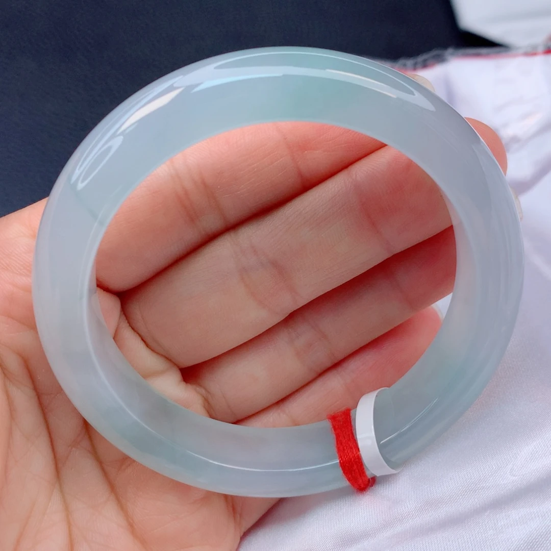翡翠未镶嵌手镯56圈