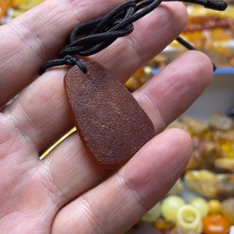 手串蜜蜡未镶嵌吊坠