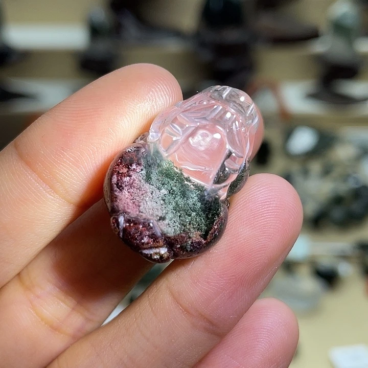 未镶嵌颈饰水晶红绿幽灵貔貅定制