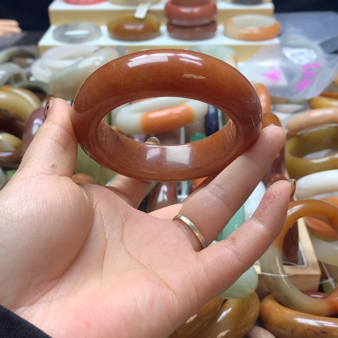 石英质玉手镯未镶嵌じ****儿