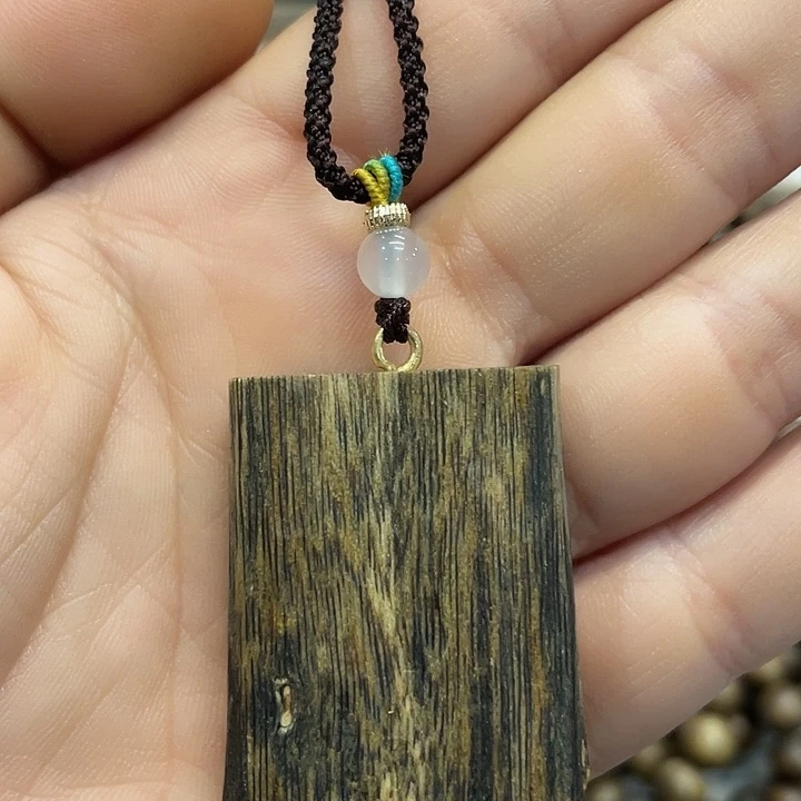 沉香吊坠奇楠挂件红油老料