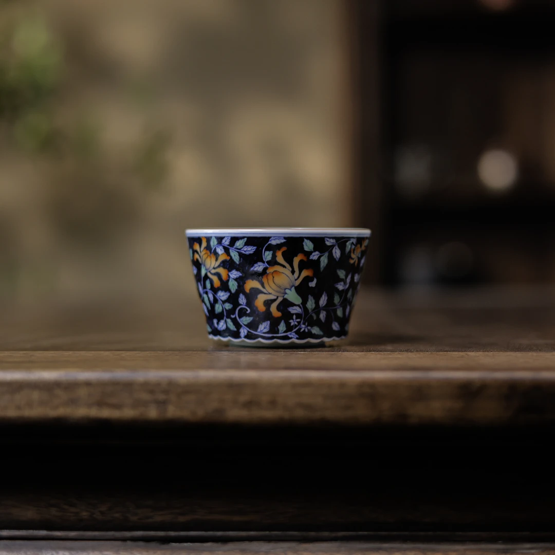 【悦生活】明青花金菊缠福-卓君-手握杯（卓君S0212）