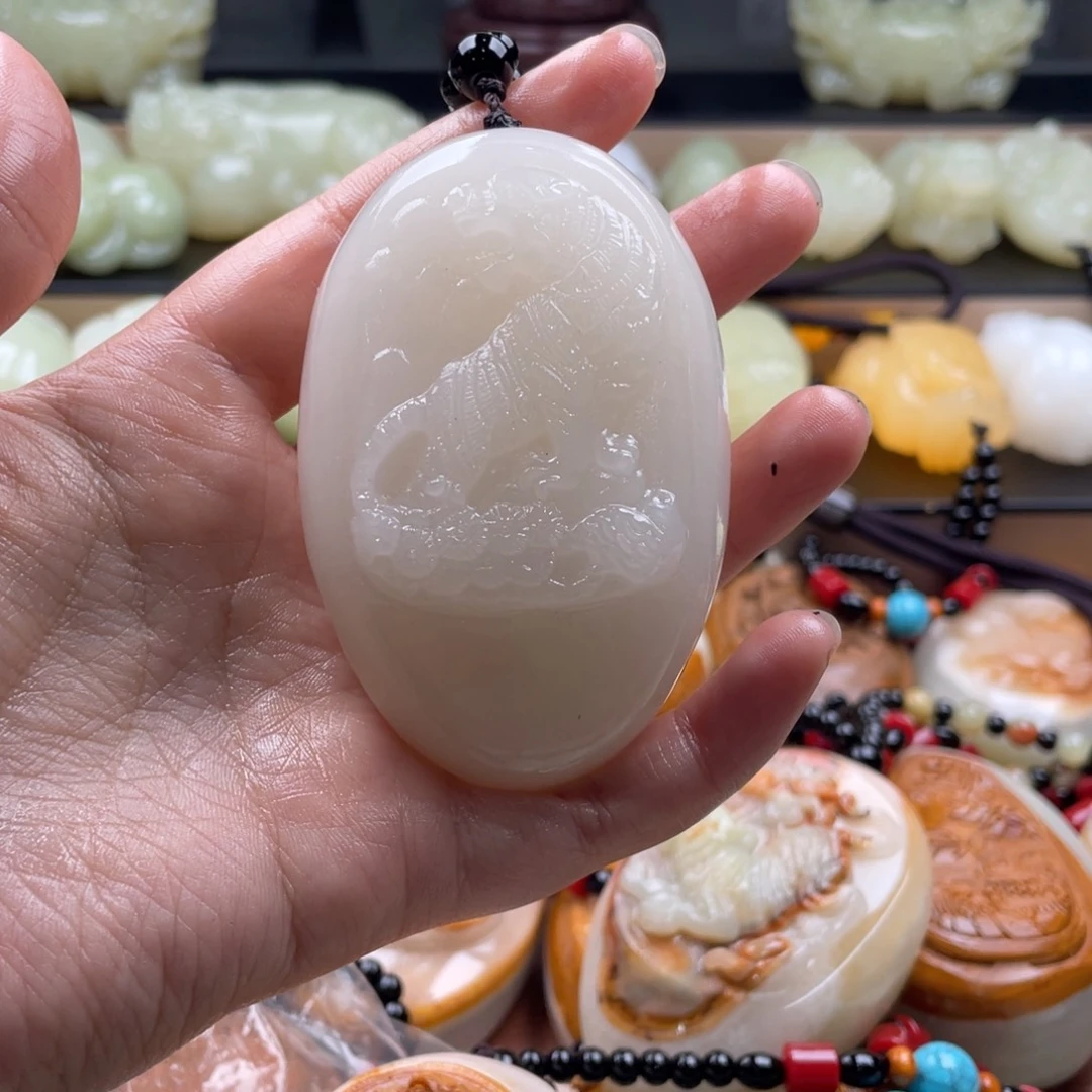 十***香石材天然古青石手把件