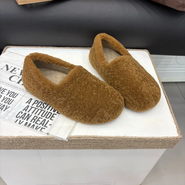 小雨家【韩版】早秋新款软底百搭舒适休闲时尚洋气加绒保暖豆豆鞋