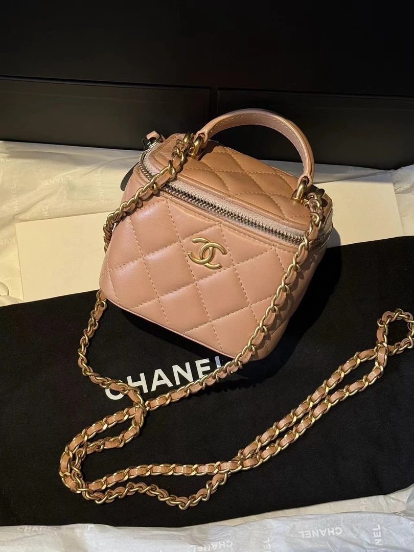 99新 Chanel/香奈儿 奶茶色手柄盒子包 10cm 14729003