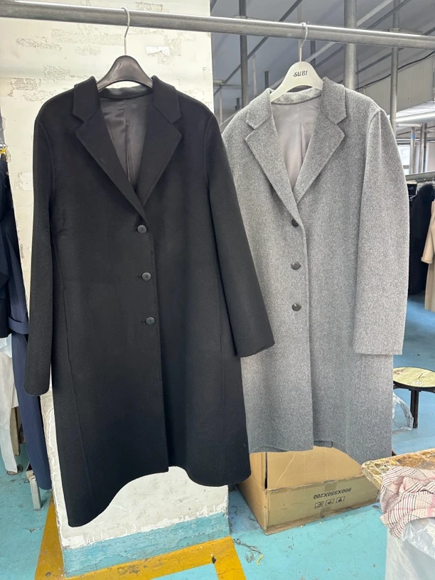 H家大衣灰色和黑色单排扣半里子