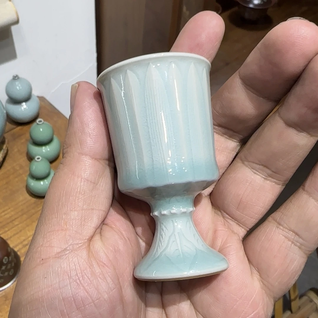 荒***晶龙泉青瓷等传统工艺的研究与开发工作已基本结束并