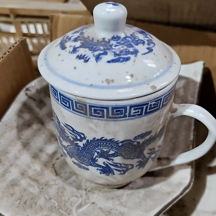 故***狗摆件盘子碗茶壶啥都有