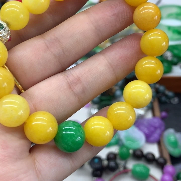 颈饰未镶嵌翡翠吊坠