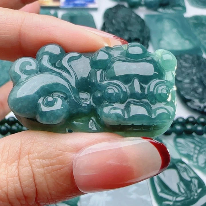 翡翠未镶嵌颈饰多样性发货天然A货翡翠