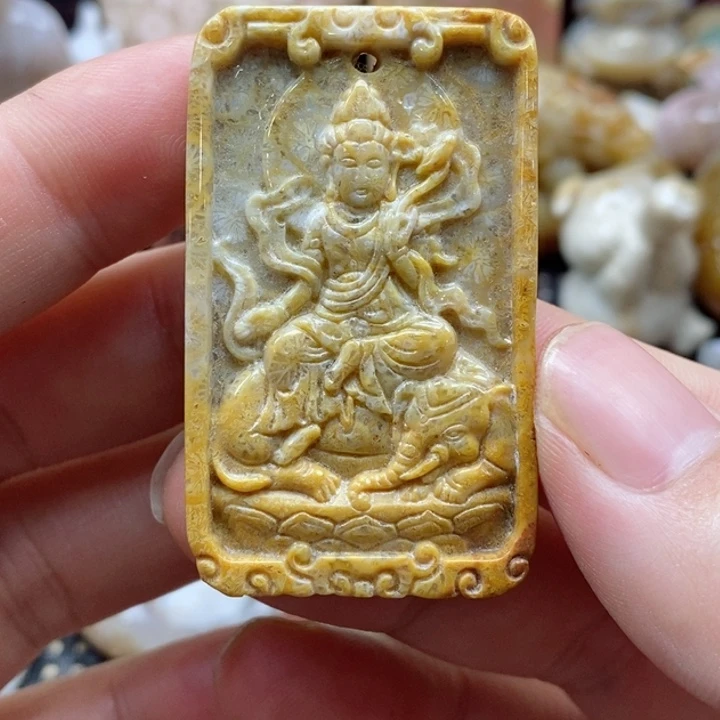 硅化珊瑚（珊瑚玉）颈饰未镶嵌