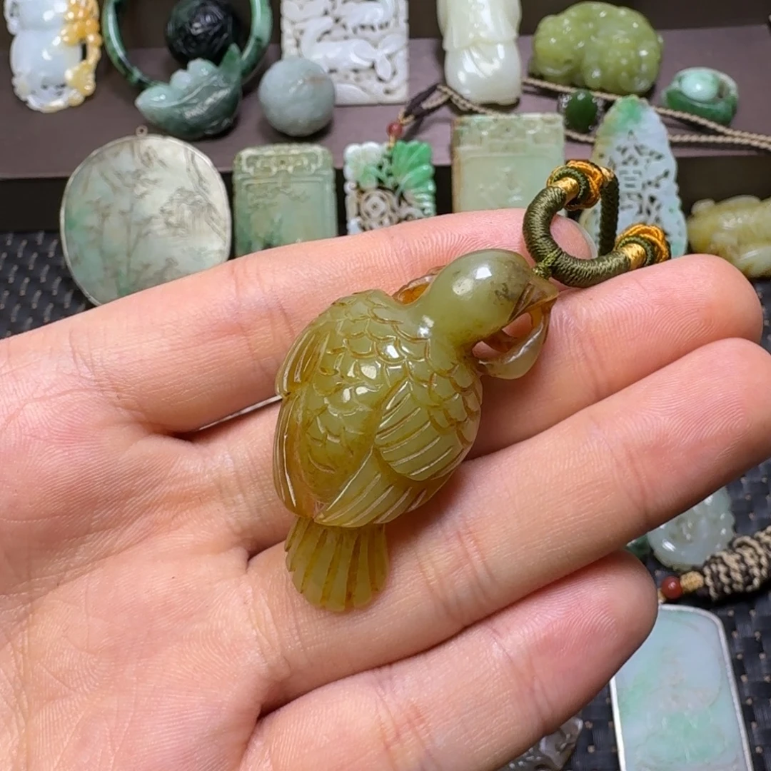 一***下和田玉（糖玉）未镶嵌颈饰和田玉颈饰未镶嵌