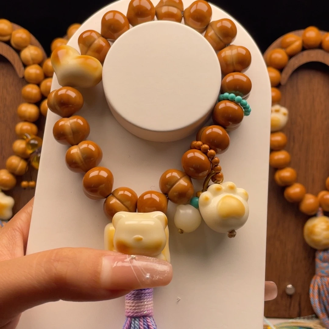 妮***）吊坠猴头核桃全品无暇毕业级爱心屁桃16尺寸手工款