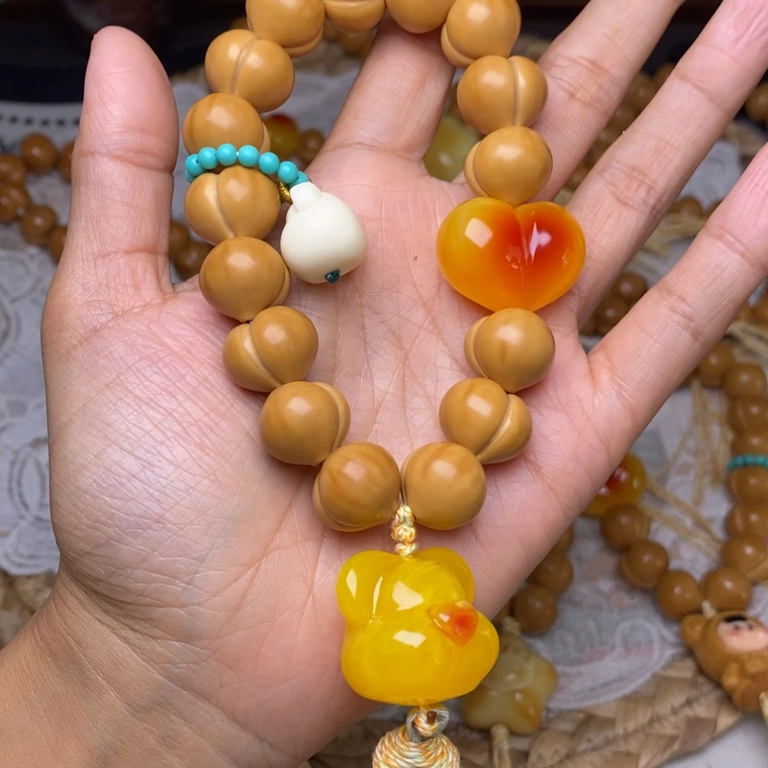 猴头核桃吊坠屁桃15加