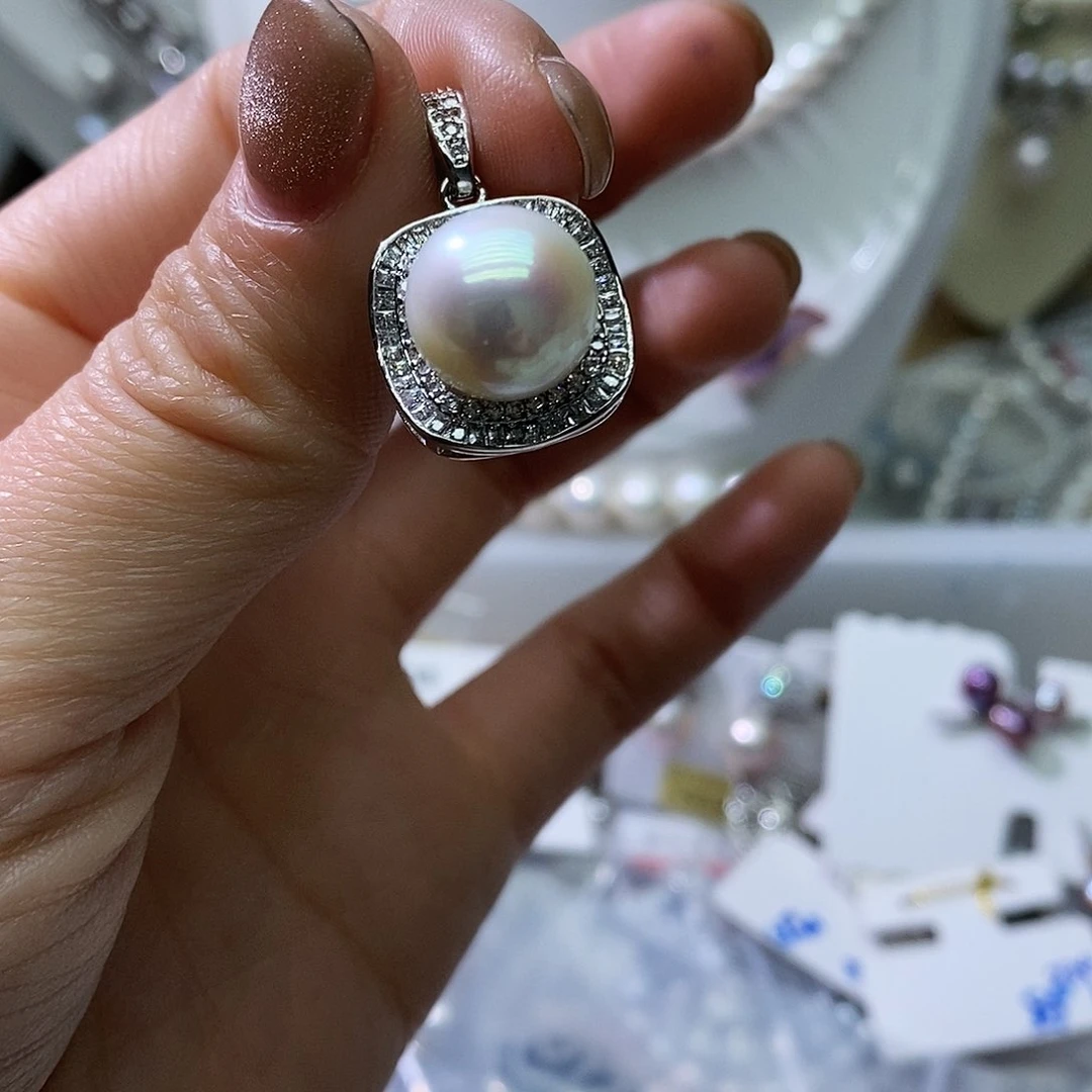 淡水珍珠吊坠未镶嵌