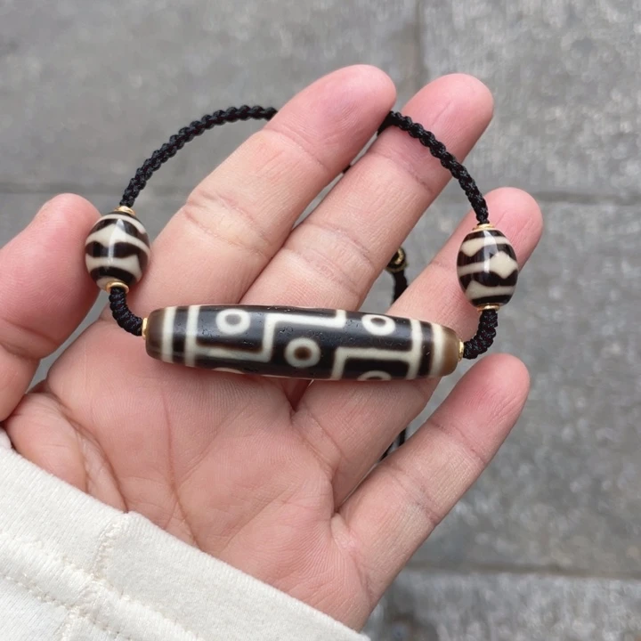 峻***峻玛瑙/玉髓（覆膜）未镶嵌颈饰多样性发货