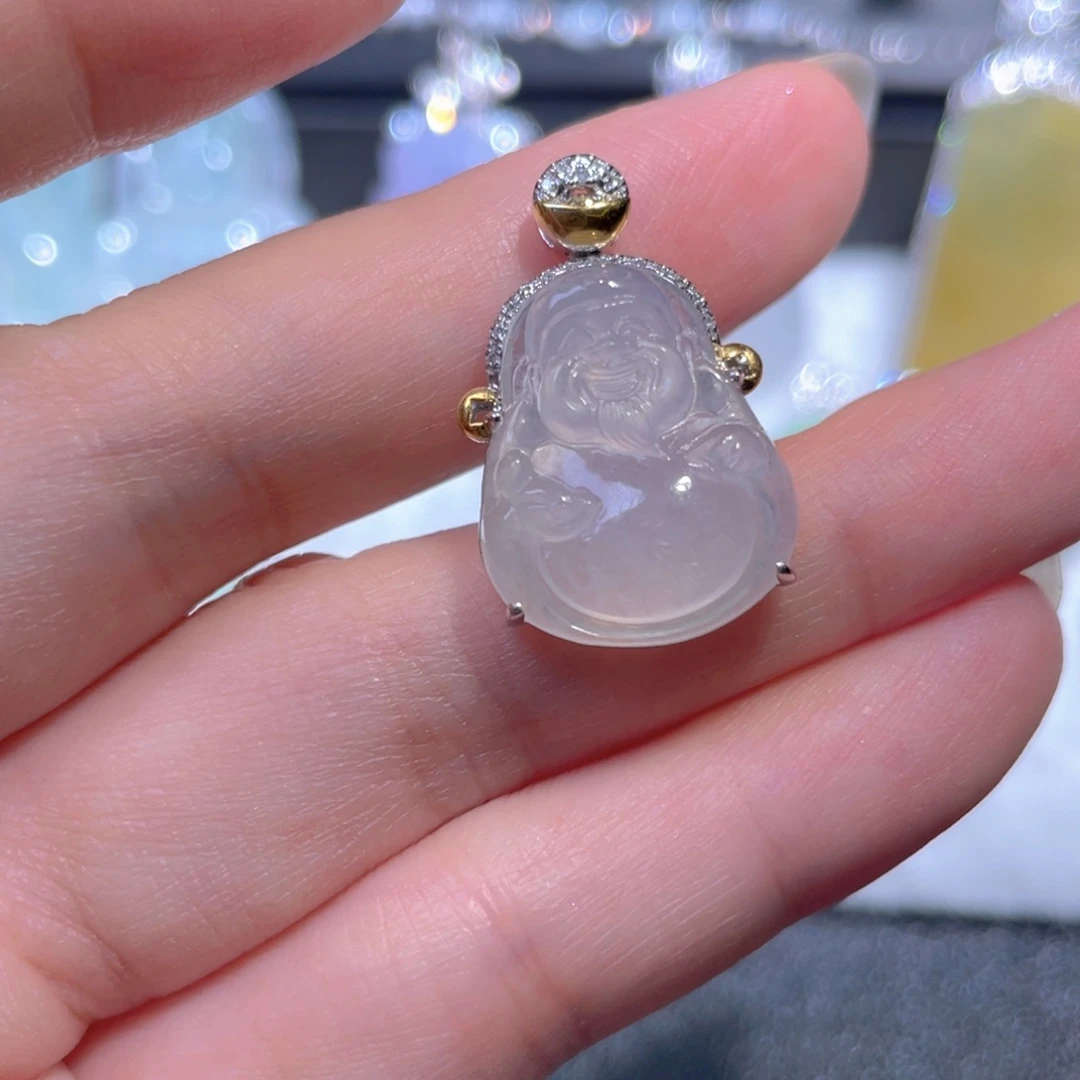 翡翠18K金镶嵌颈饰翡翠