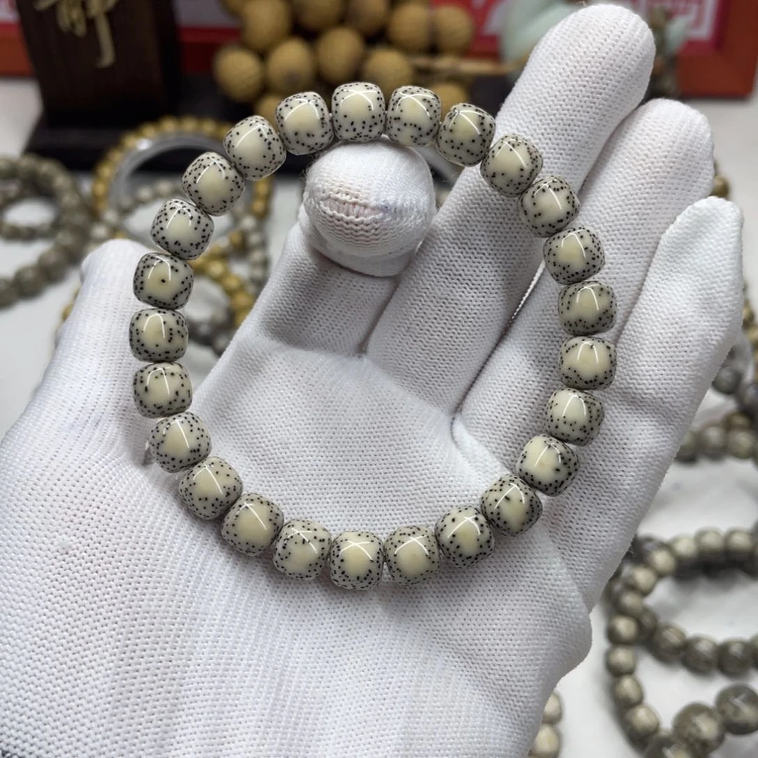 星月菩提手串A**.9mm瓷白侧留白