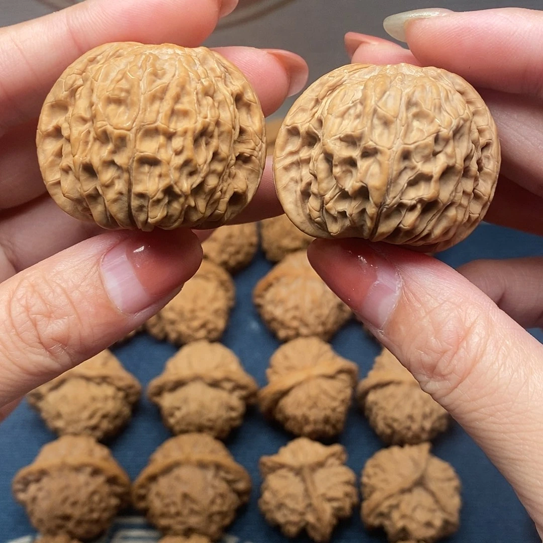 文玩核桃把件8山地磨