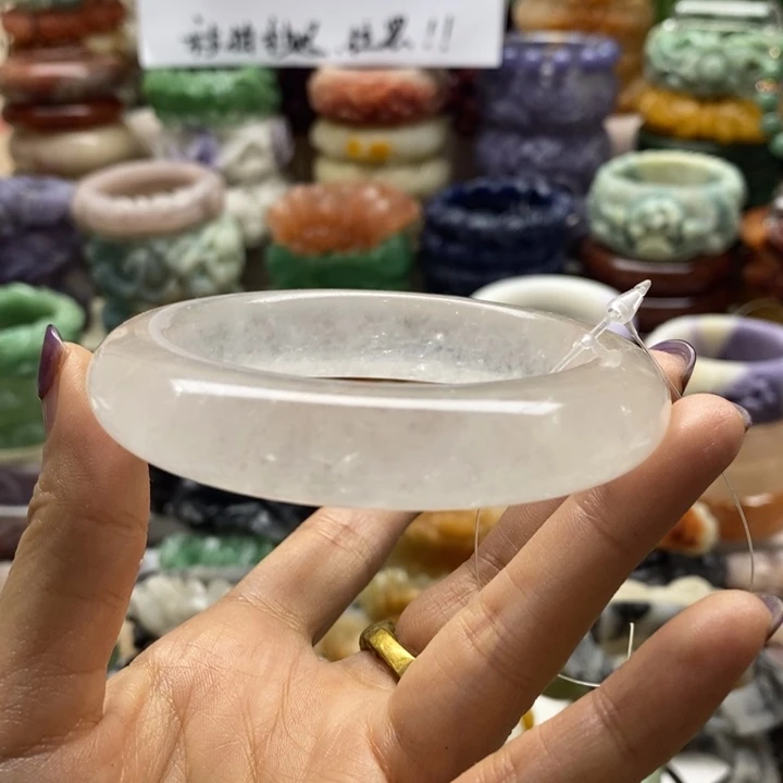 石英质玉未镶嵌手镯