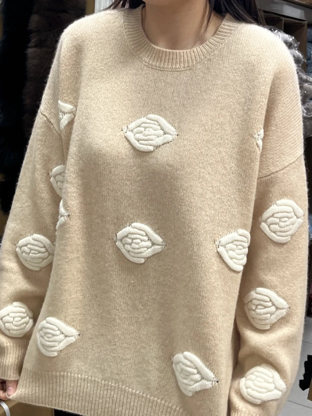 小白花提花圆领套头打底衫  zz 876