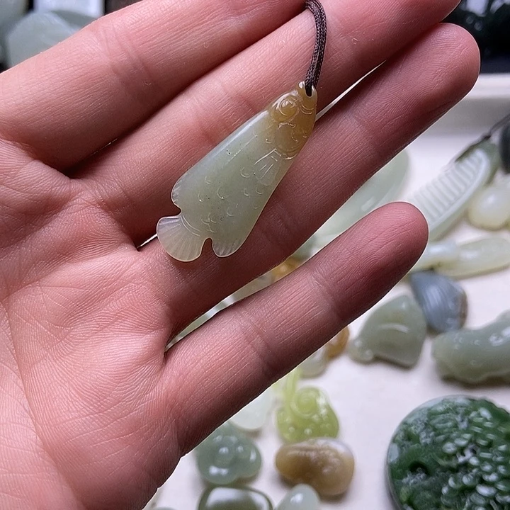 未镶嵌和田玉挂件