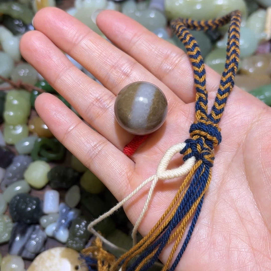 和田玉未镶嵌珠宝半成品