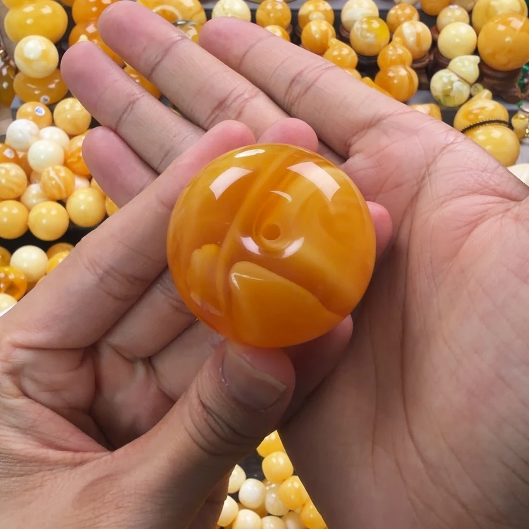 琥珀未镶嵌珠宝奇石