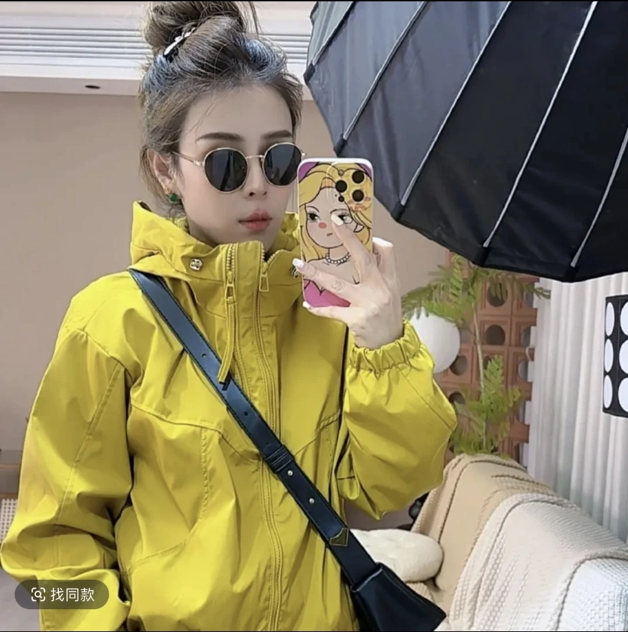 冲锋衣女春秋季短款外套运动小个子新款爆款洋气夹克女上衣5T