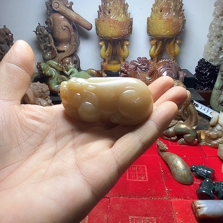 和田玉挂件未镶嵌