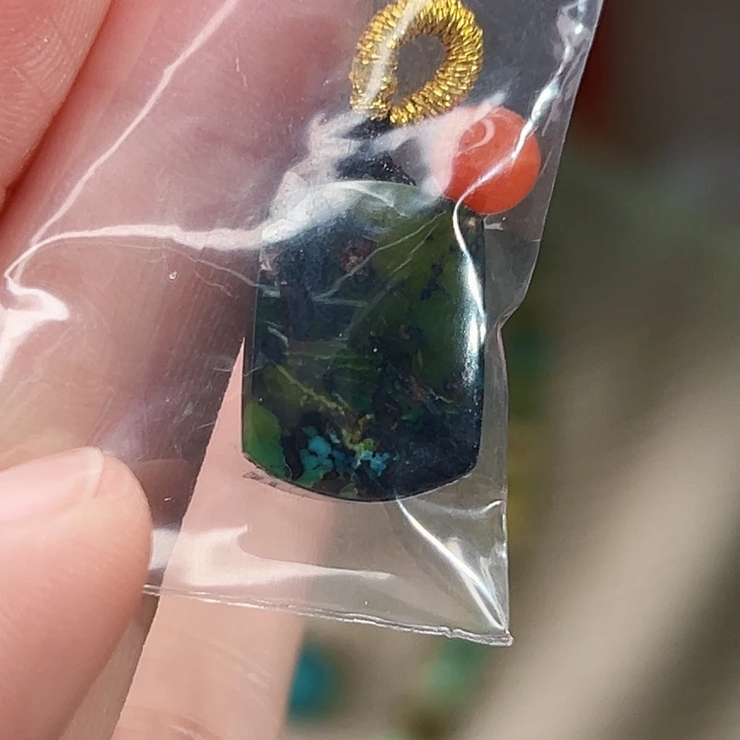 南红玛瑙未镶嵌珠宝奇石