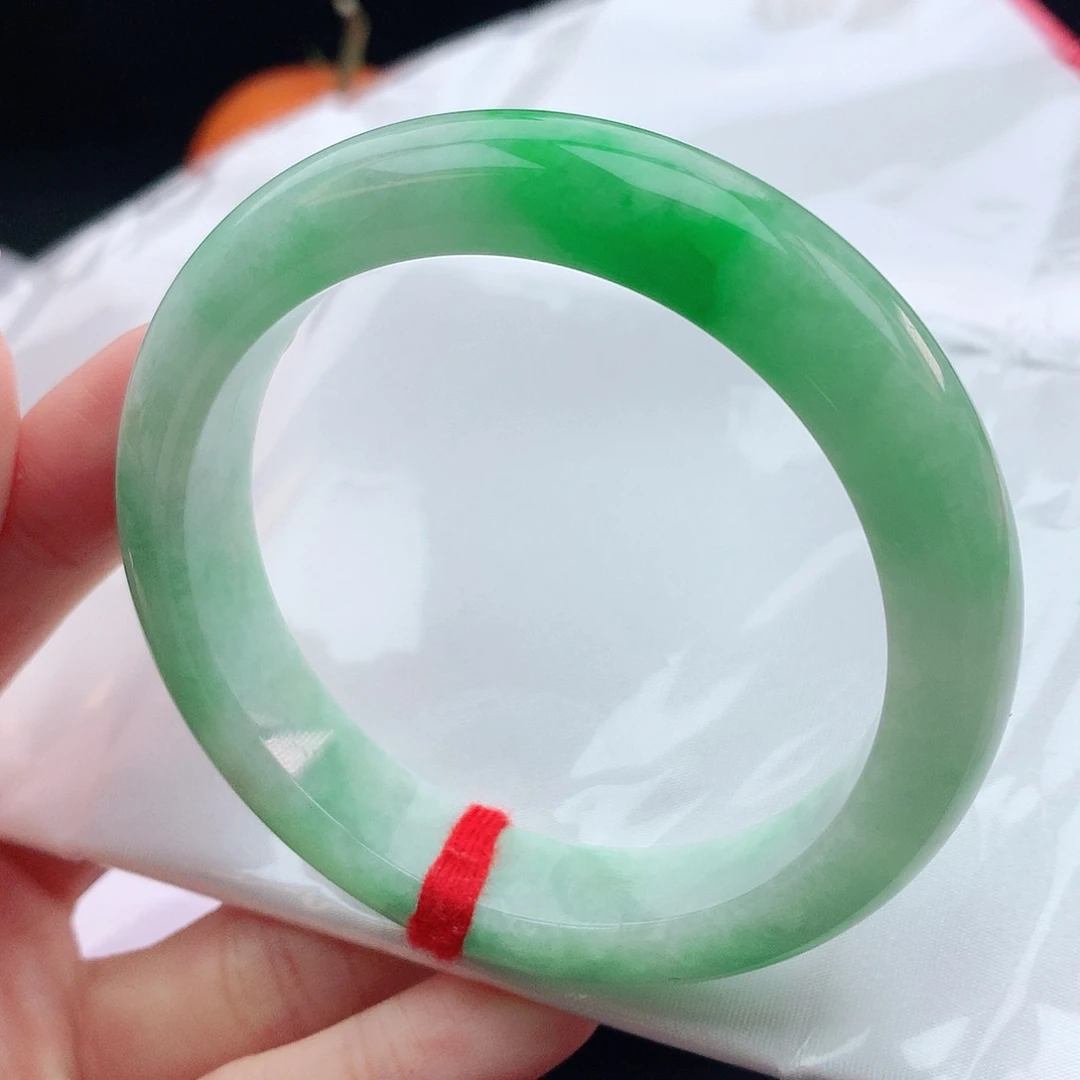 翡翠手镯未镶嵌56圈口882349