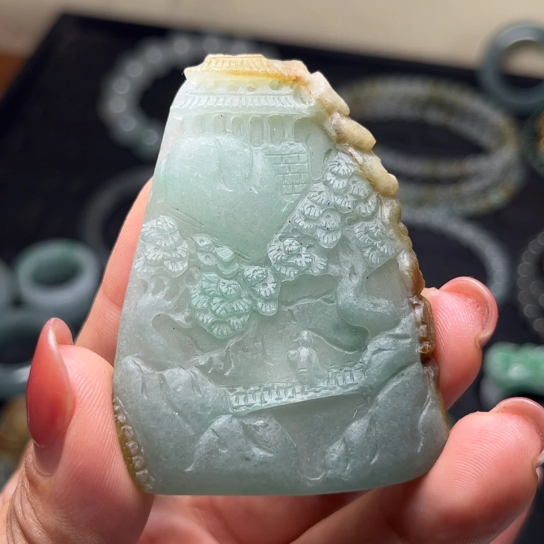 定制翡翠未镶嵌山水