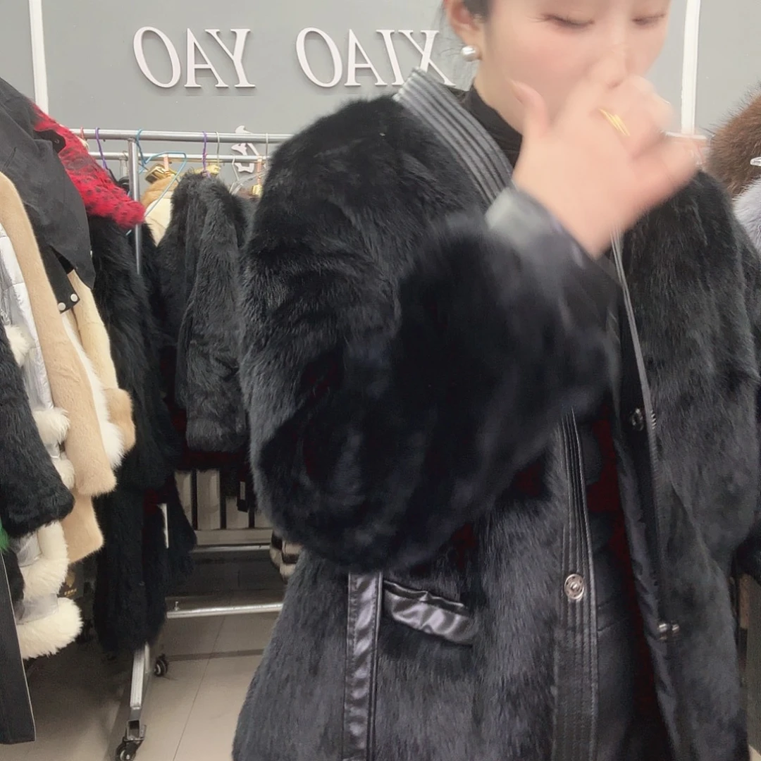 姚小妖家高端皮草