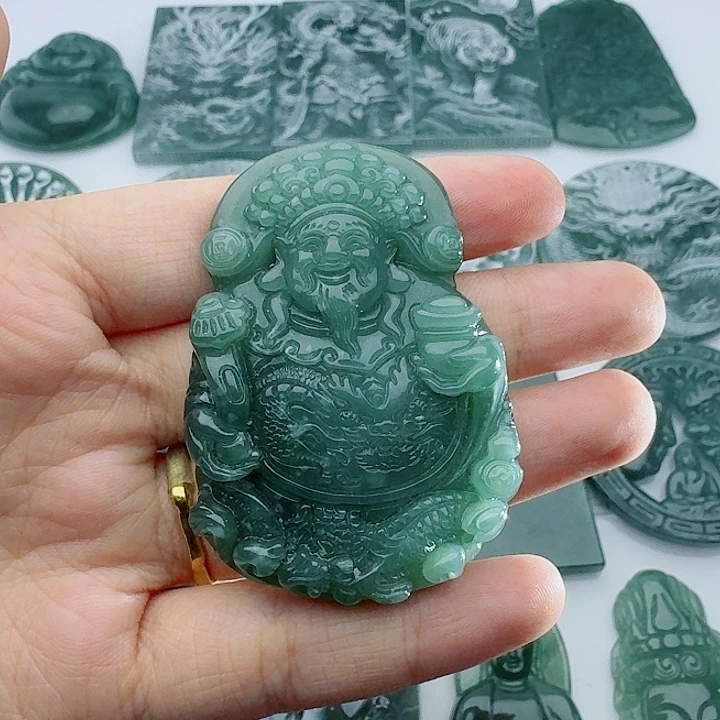 翡翠未镶嵌颈饰多样性发货天然A货翡翠
