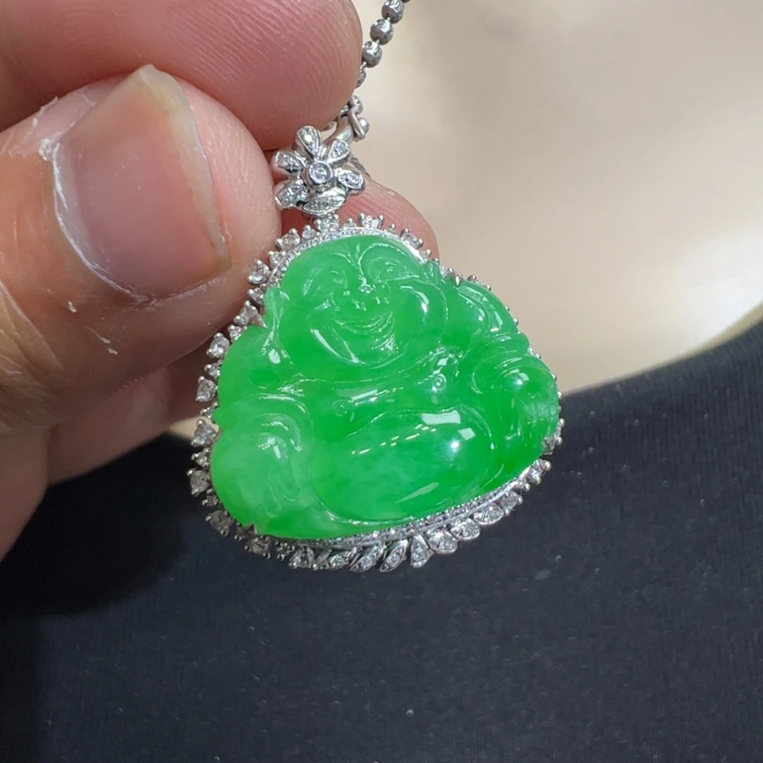 翡翠吊坠(不含链)18K金镶嵌