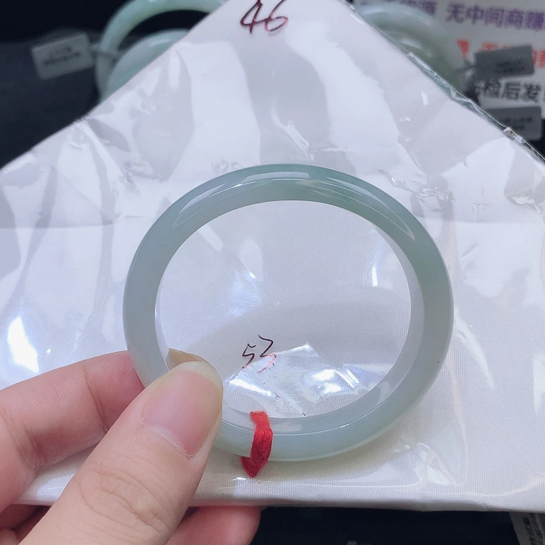 翡翠未镶嵌手镯46