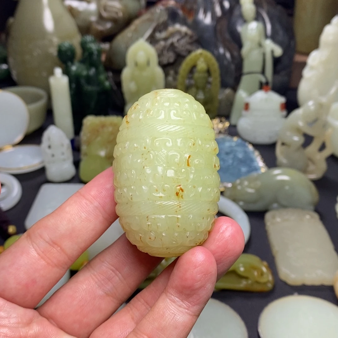 小***儿未镶嵌和田玉挂件