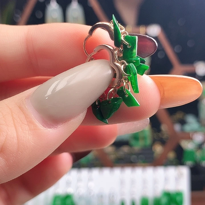 翡翠未镶嵌耳饰耳饰