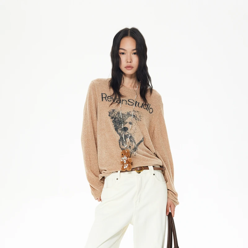 REVAN芮范冬季琥珀流光风萌趣小熊装饰项链毛衫RL90601168