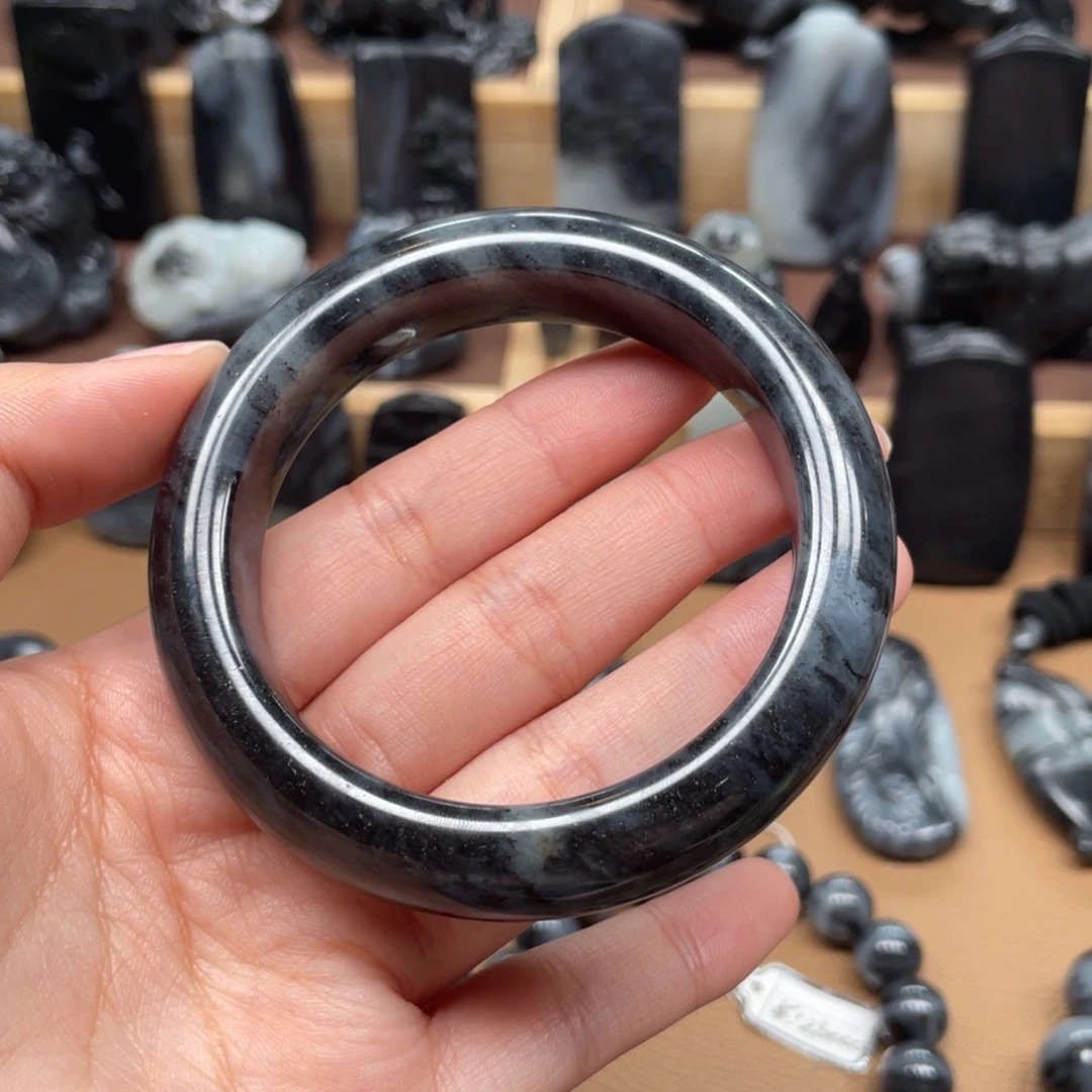 和田玉手镯55未镶嵌喔*投