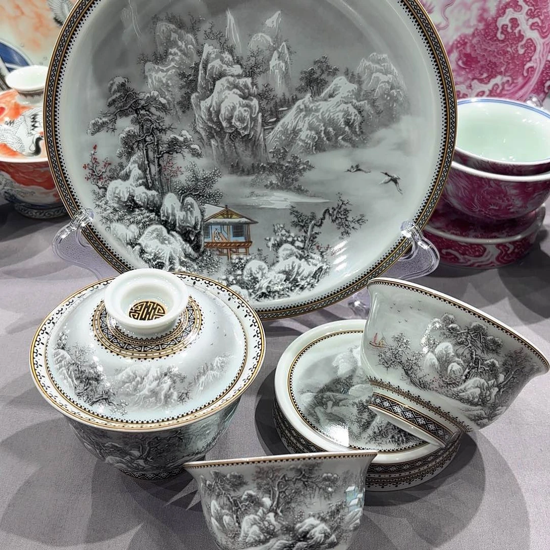 瓷片景德镇陶瓷学院副院长兼美术