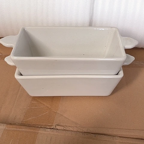 微瑕，不能明火，口径15宽8高6，2个