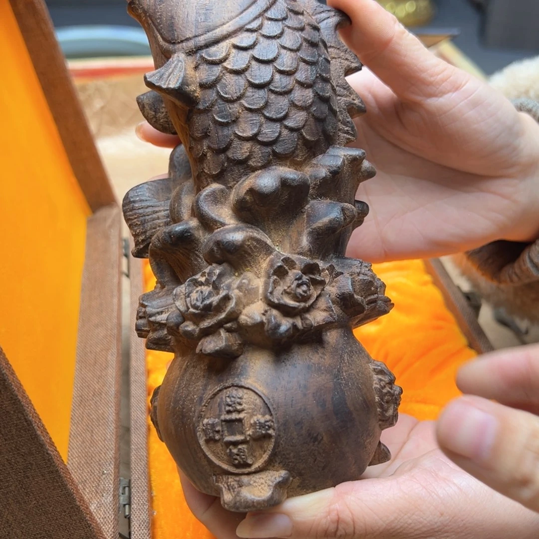 大叶紫檀（黑酸枝木类）