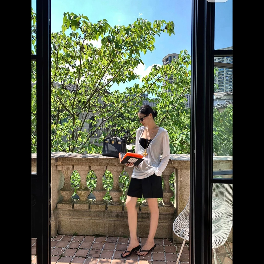 QIMO启茉（A88023#气质高腰西装短裤）黑色