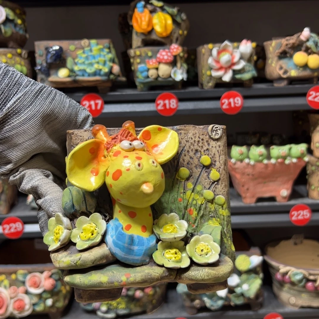 闫***棒2880号，口10.5外高13.5