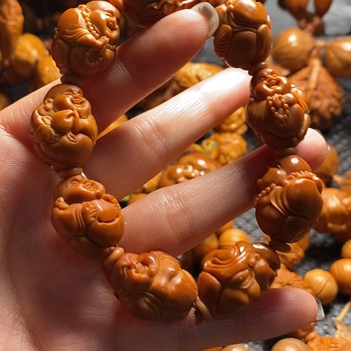 吊坠橄榄核八宝弥勒