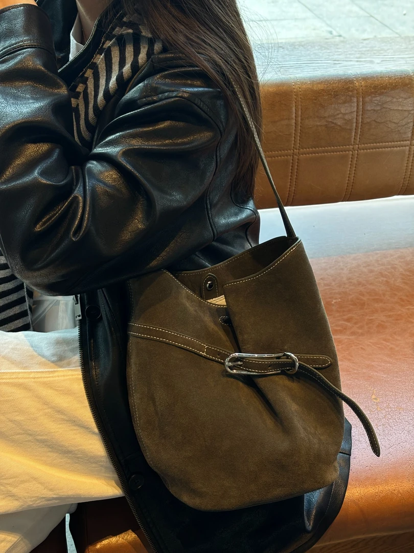 【慕懿时袋】2025新款秋冬小众高级感真皮牛皮单肩斜挎水桶包927