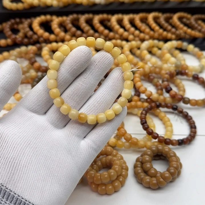 手串菩提根/象牙果8*9精工 5年
