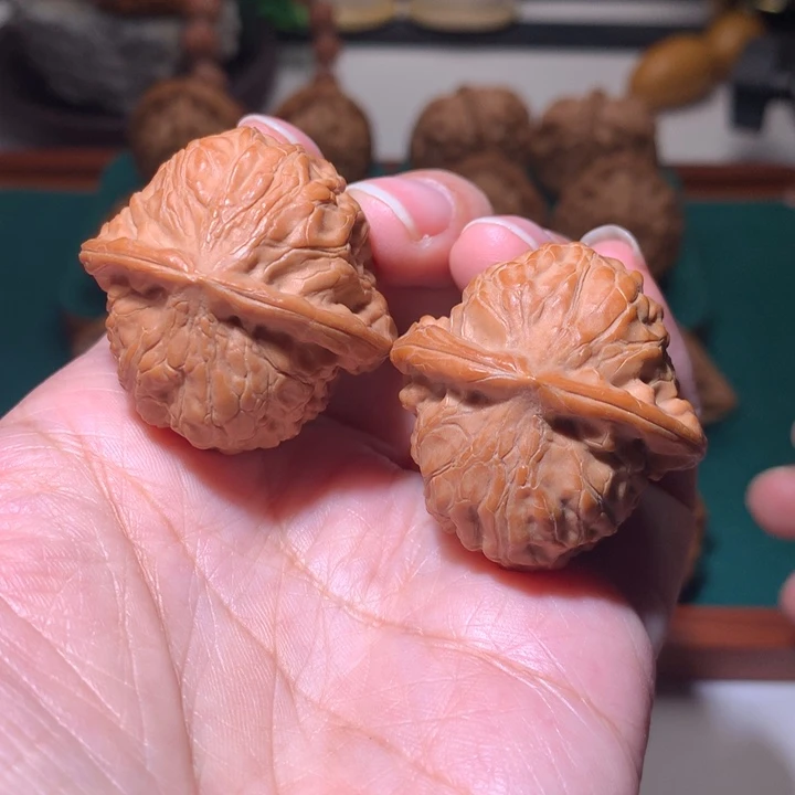 文玩核桃把件大枣